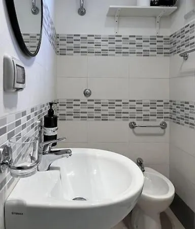 Loft In The Centre Of *